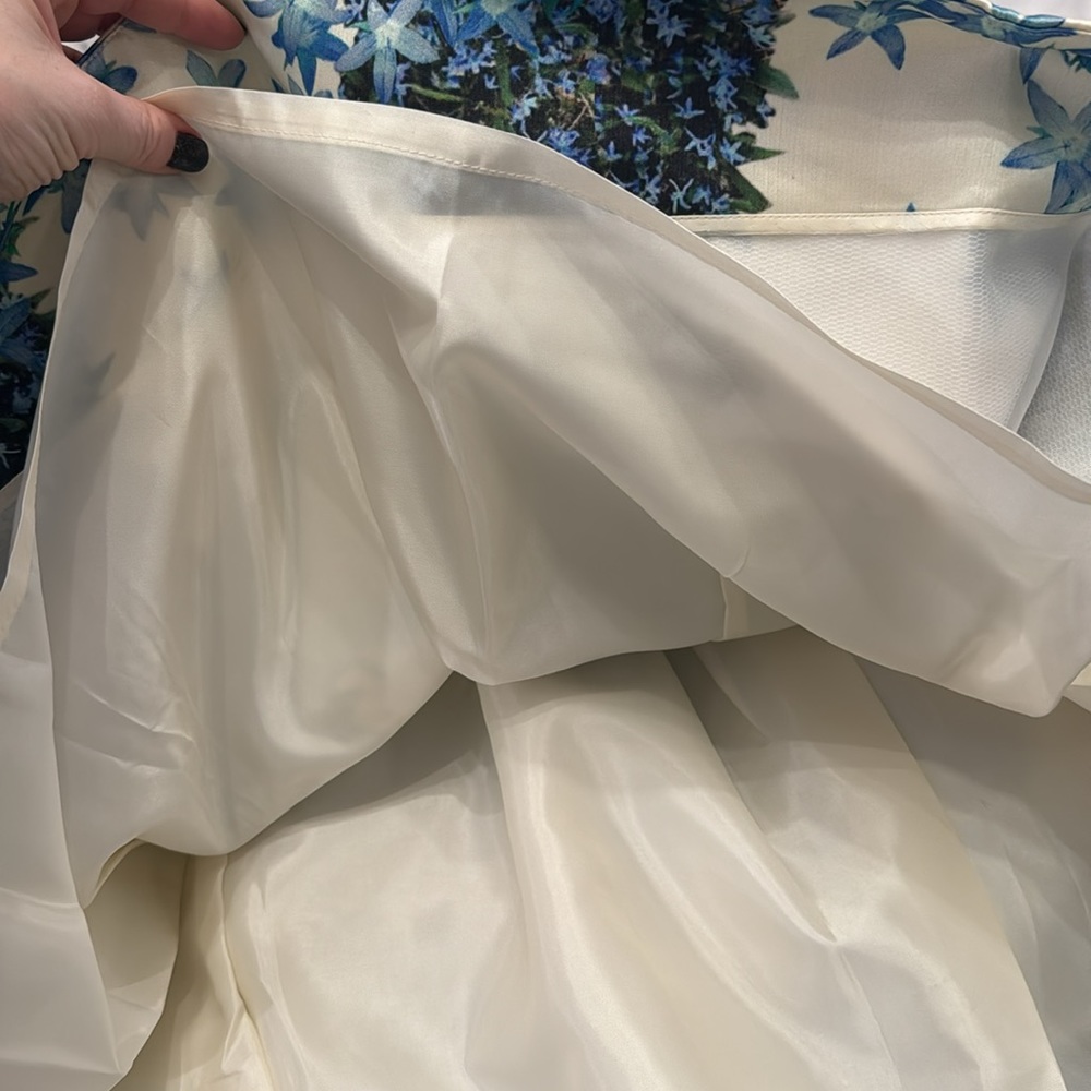 💙Tibi 100% Silk Sidewalk Floral Midi Skirt, brand new with tags - Picture 15 of 15